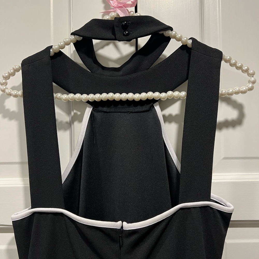 NWT bebe Halter Color Block Dress - Picture 5 of 9